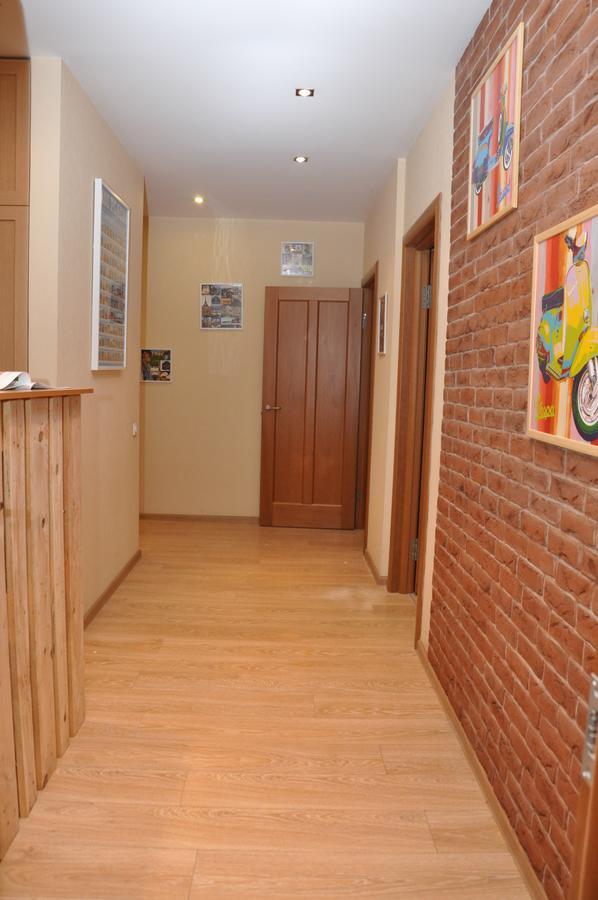 Art Hostel Алма Ата Екстериор снимка